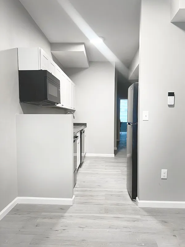 3 bed, 1500 sqft, $1,650 — Photo 4