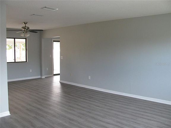4th image of 5033 Chaves Cir