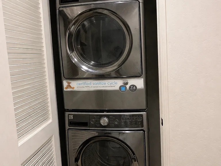 1300 R St #8 — Photo 10