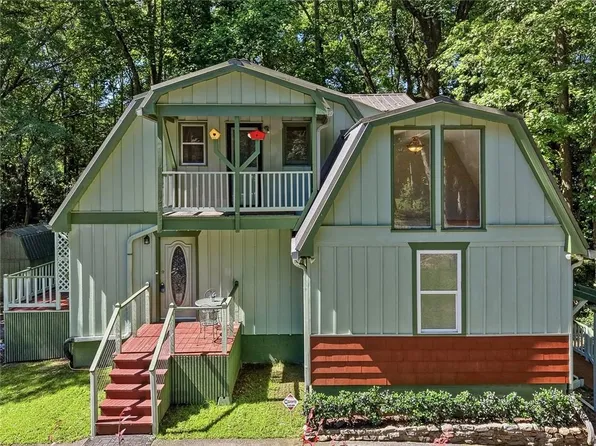 327 Lewis Cir, Commerce, GA 30529