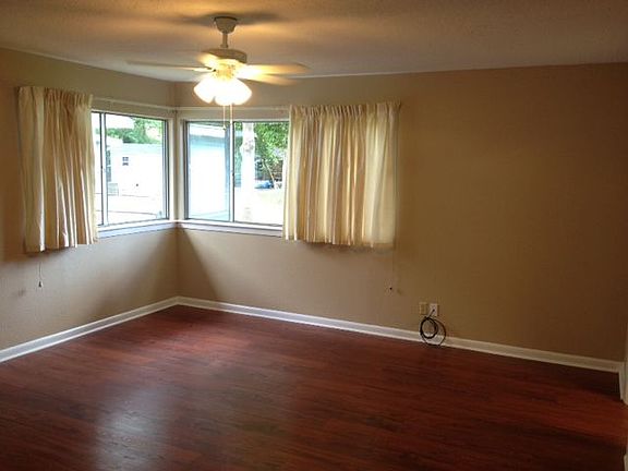 2nd image of 8785 Newfield Ln