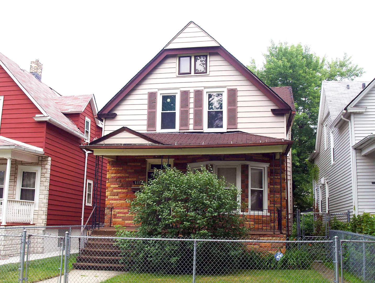 12127 S Wallace St photo 1