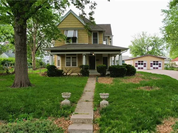 2441 Jackson St, Saint Joseph, MO 64507