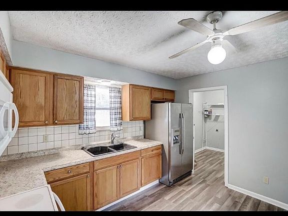 2nd image of 8607 Fairbrook Ave