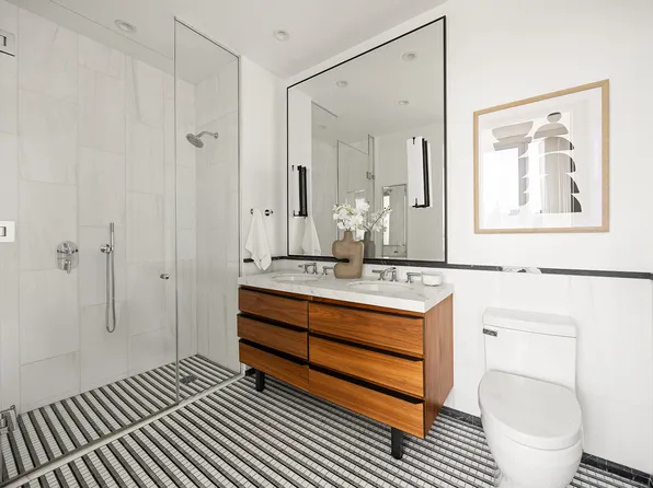 368 3rd Avenue image 9 of 18