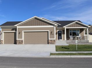 3042 Golden Acres Dr, Billings, MT 59106