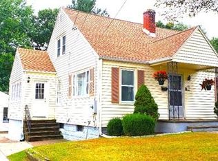 99 Hillside Ave, West Springfield, MA 01089