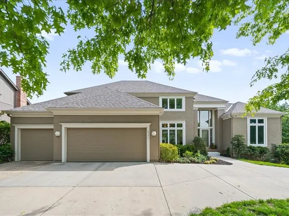 4941 W 138th Ter, Leawood, KS 66224