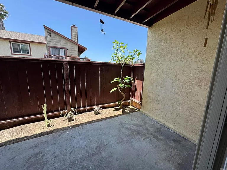 847 Tamayo Dr — Photo 10