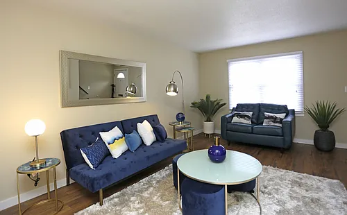 Western Villa Townhomes Photo 1