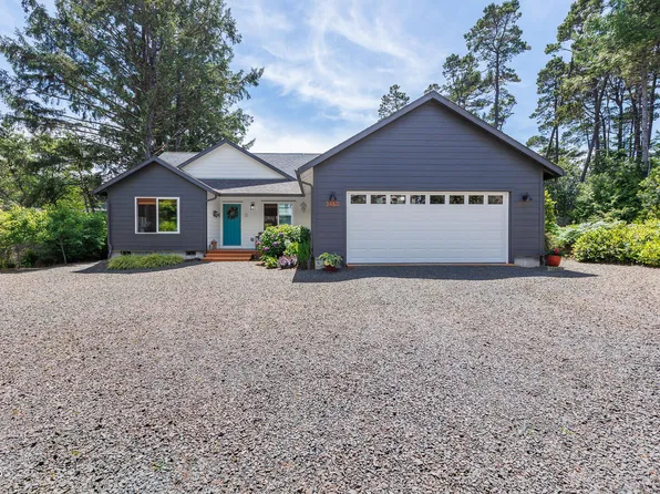 3460 Sea Mist Ave, Depoe Bay, OR 97341