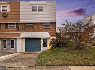 816 Lawler St, Philadelphia, PA 19116