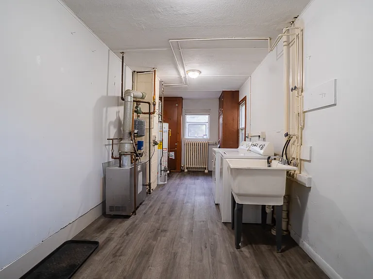 21801 Grand Lake St — Photo 15