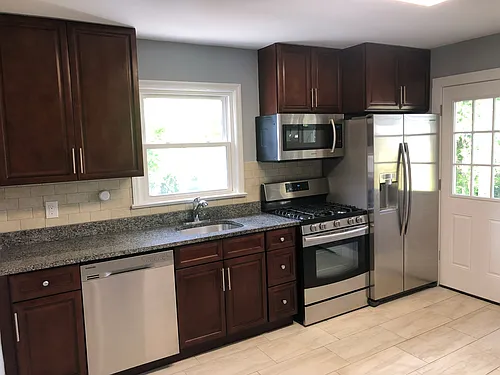 120 E Hill Rd #1 Photo 1