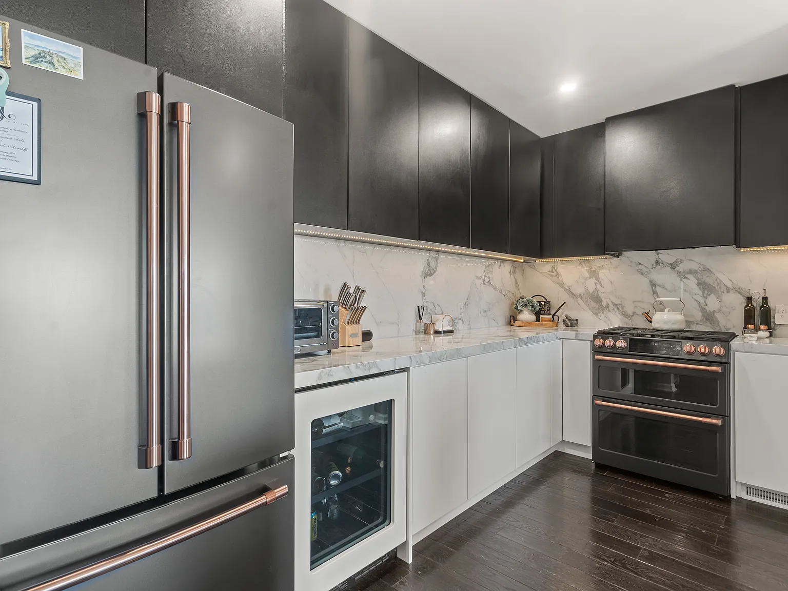 2 bed, $4,500 — Photo 1