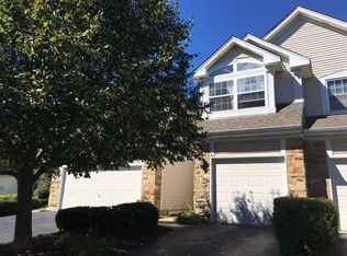 999 Viewpoint Dr, Lake In The Hills, IL 60156
