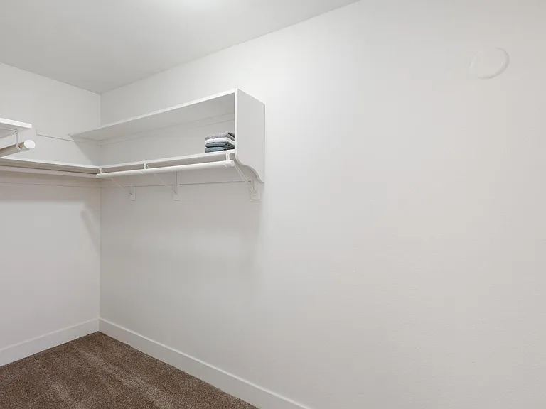 Elan Beachlofts — Photo 11