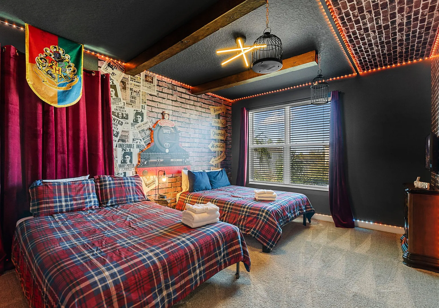 Chic 5Bed Home close to Disney parks — Photo 4