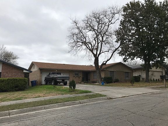 3rd image of 4523 Temple Hl