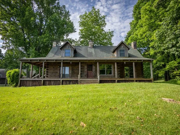 394 Walkers Creek Rd, Bland, VA 24315