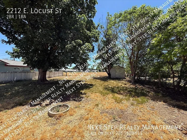 2212 E Locust St — Photo 14