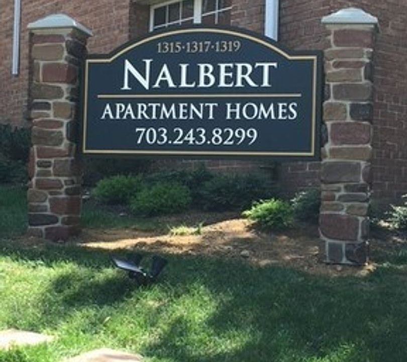 1st image of 1301 Fort Myer Dr #202