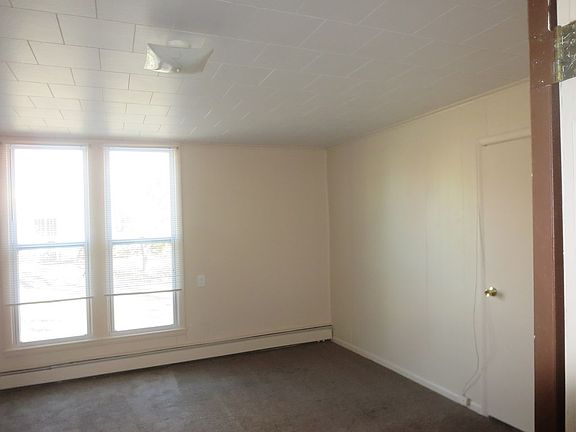 4th image of 514 N Florence St