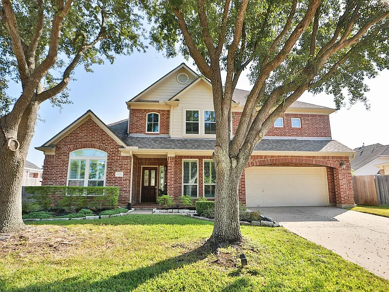 8410 Brighton Lake Ln — Photo 4