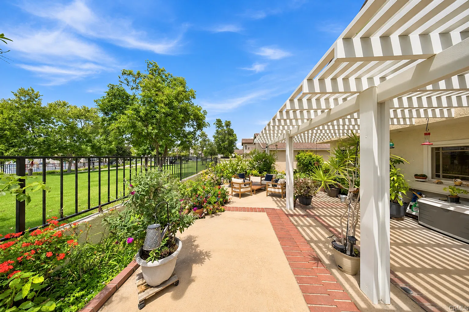 4 bed, 2.5 bath, 1946 sqft, $5,700 — Photo 4