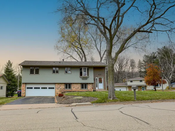 930 Burton St, Red Wing, MN 55066