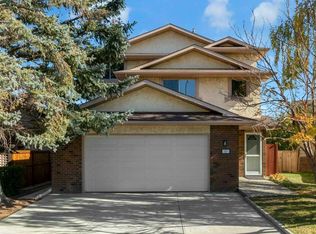 88 N Bermondsey Cres NW, Calgary, AB T3K1W2