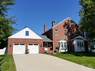 1115 Woodland Rd, Oskaloosa, IA 52577