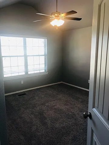2809 W Blackstone Xing — Photo 10