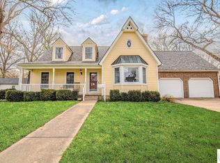 110 E Clinton St, Clinton, MO 64735