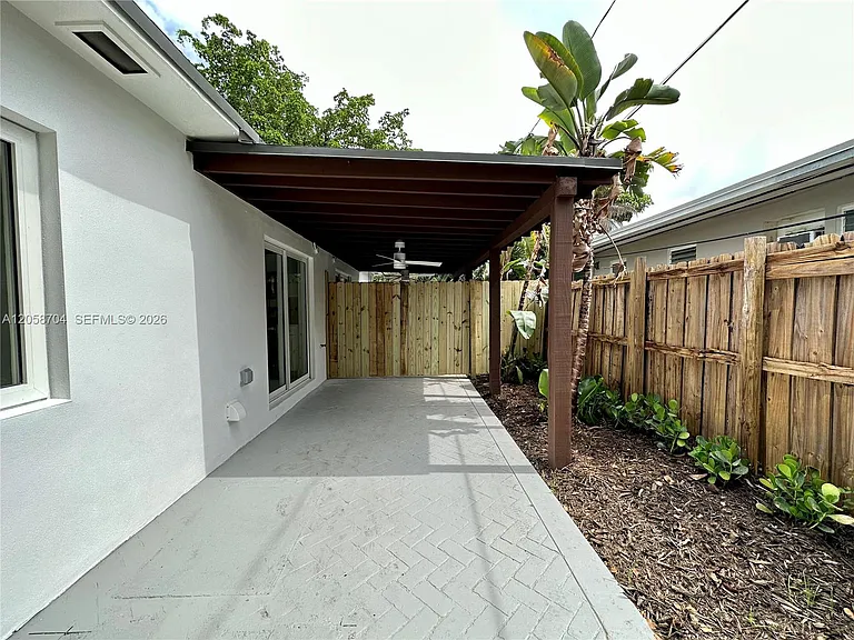 12125 NE 7th Ave #1 — Photo 26