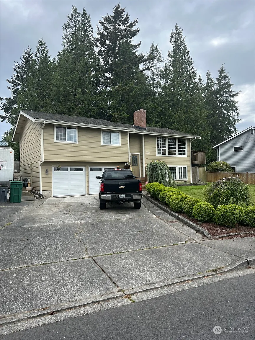 4603 Glasgow Way photo 1