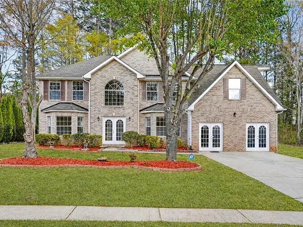 2354 Marsh Rabbit Ln, Decatur, GA 30035