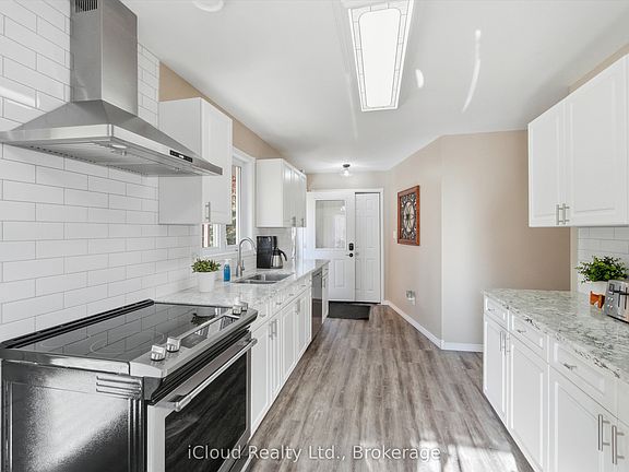 5th image of 6 Springhill Rd