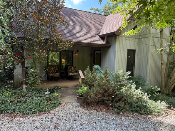 87 Smith Dr, Bedford, KY 40006