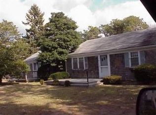 14 Glendon Rd, Dennis Port, MA 02639