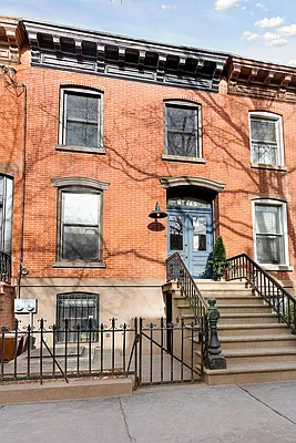 Sold by Compass | media 13