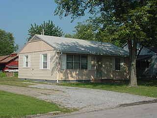 2nd image of 515 Hillsdale Dr