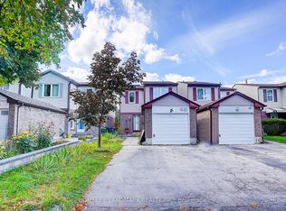 48 Green Spring Dr, Toronto, ON M1V 2B1