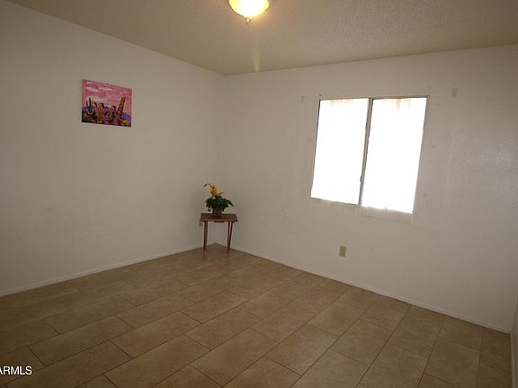 4th image of 4409 E WOOD Street