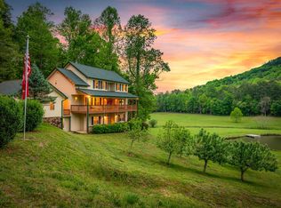270 Ausburn Rd, Blue Ridge, GA 30513