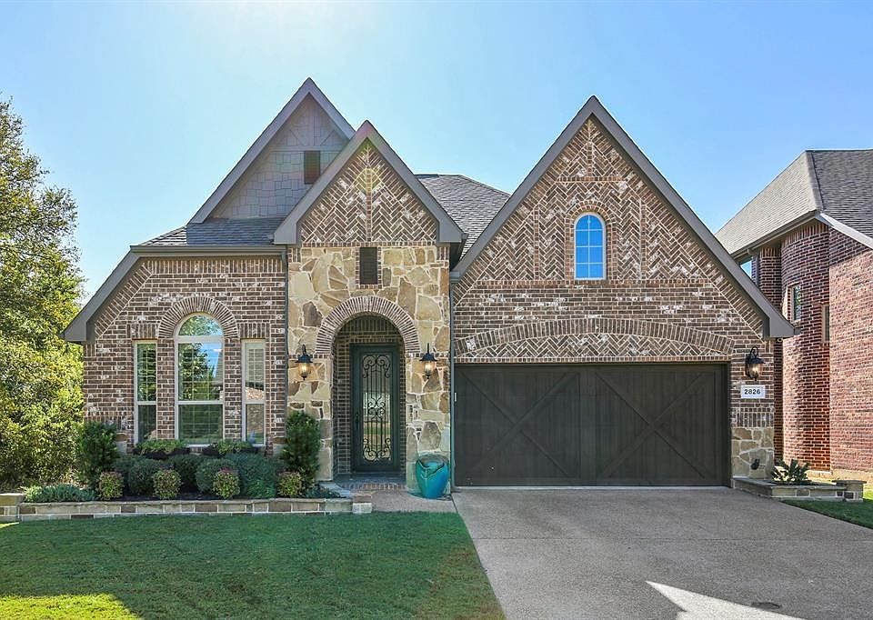 1st image of 2826 Sheffield Dr