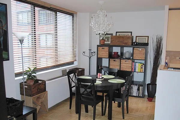 Rented by Corcoran | media 7