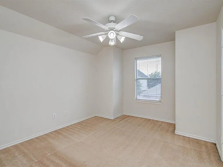 12026 Parkers Hideaway Dr — Photo 31