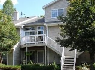 46 Pine Ct, Bedminster, NJ 07921