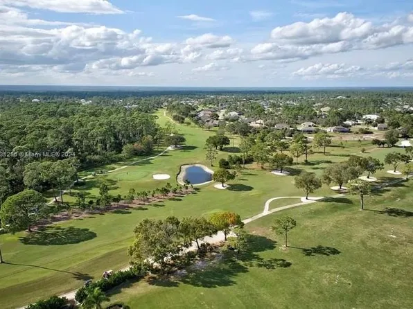 6767 Columbus Blvd, Sebring, FL 33872